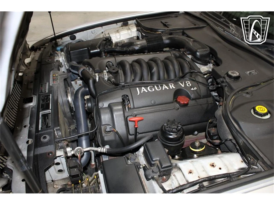 2002 Jaguar X308 XJ - Image 3 of 31