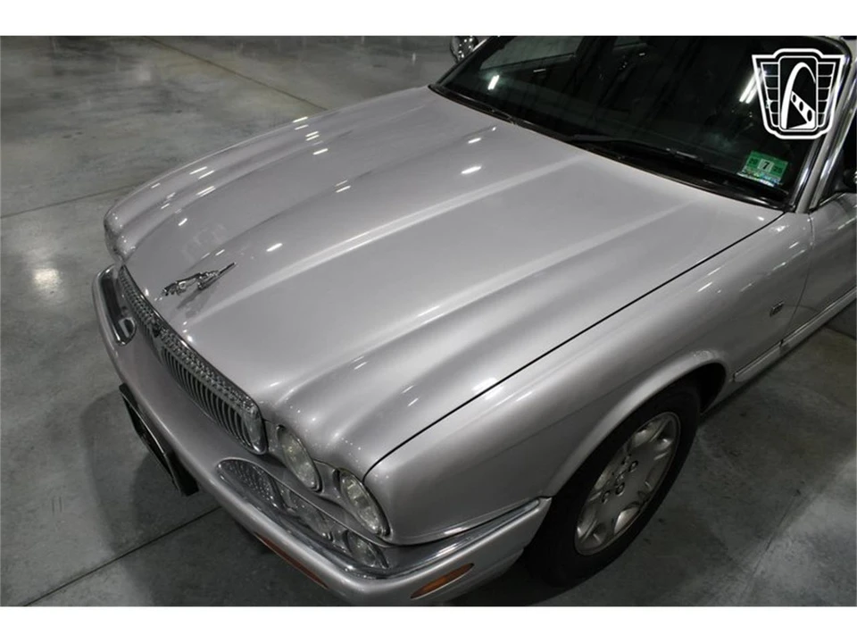 2002 Jaguar X308 XJ - Image 23 of 31