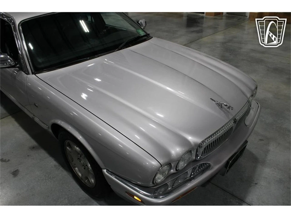 2002 Jaguar X308 XJ - Image 29 of 31