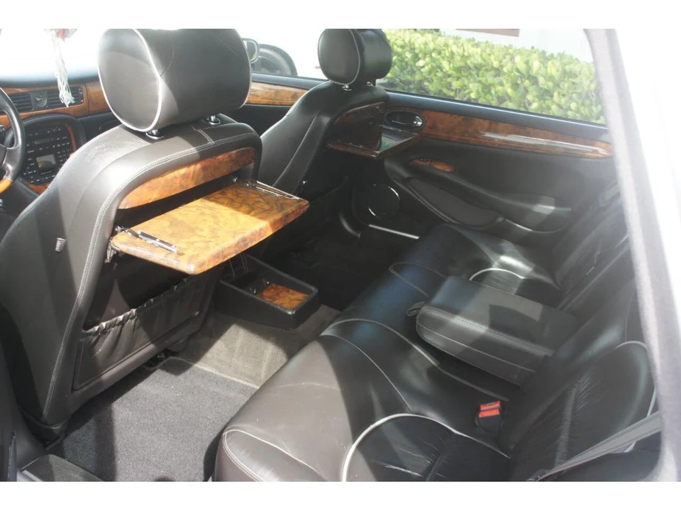2002 Jaguar X308 XJ - Image 11 of 28
