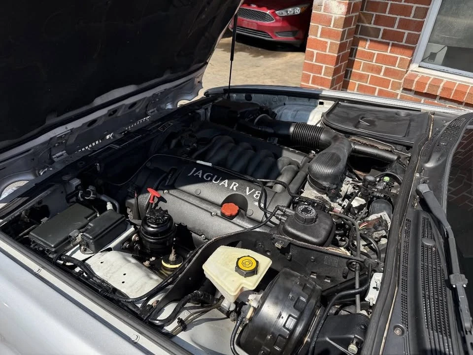 2002 Jaguar X308 XJ - Image 18 of 18