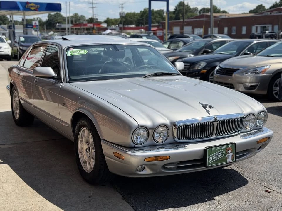 2002 Jaguar X308 XJ - Image 3 of 18