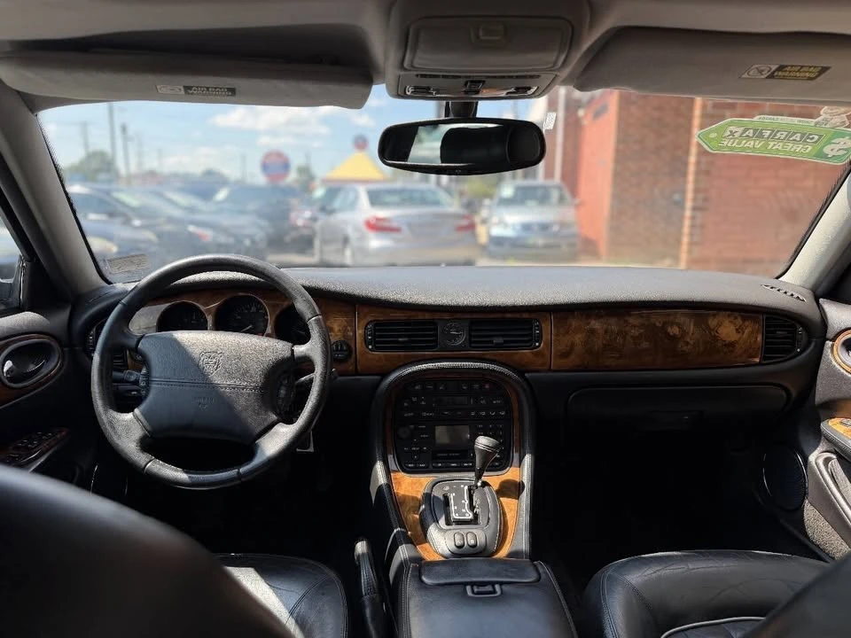 2002 Jaguar X308 XJ - Image 12 of 18
