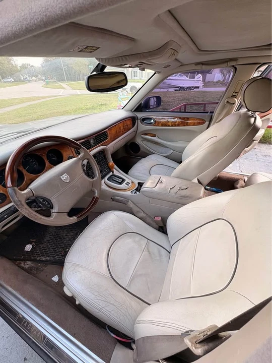 2002 Jaguar X308 XJ - Image 2 of 3