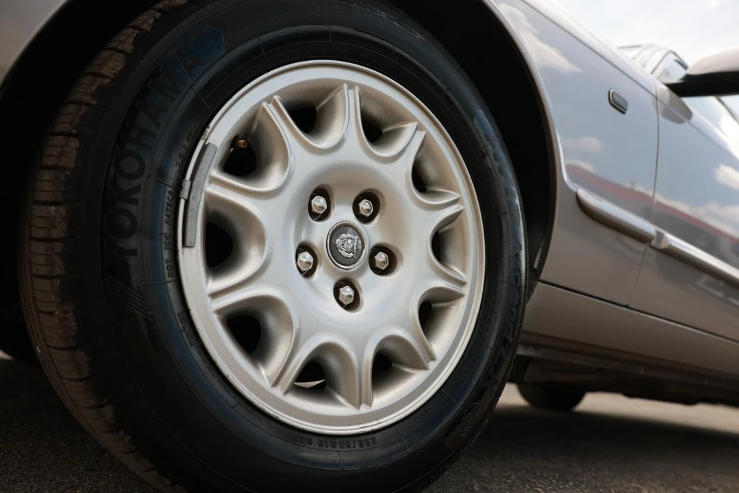 2002 Jaguar X308 XJ - Image 31 of 31