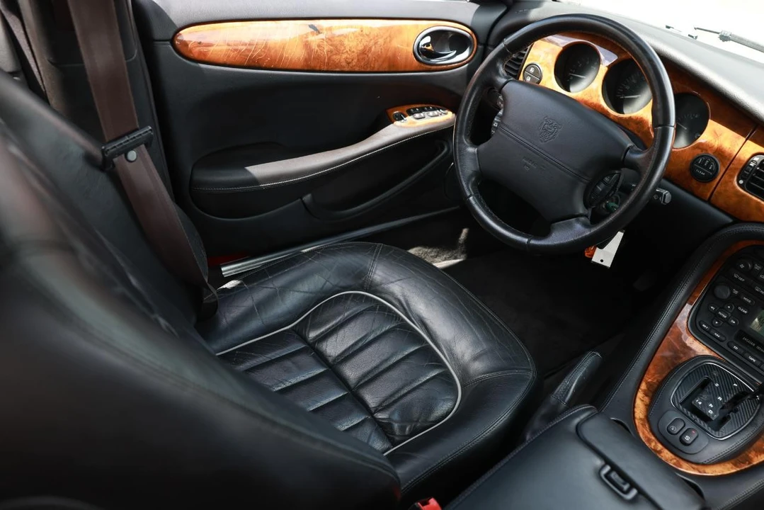 2002 Jaguar X308 XJ - Image 20 of 31