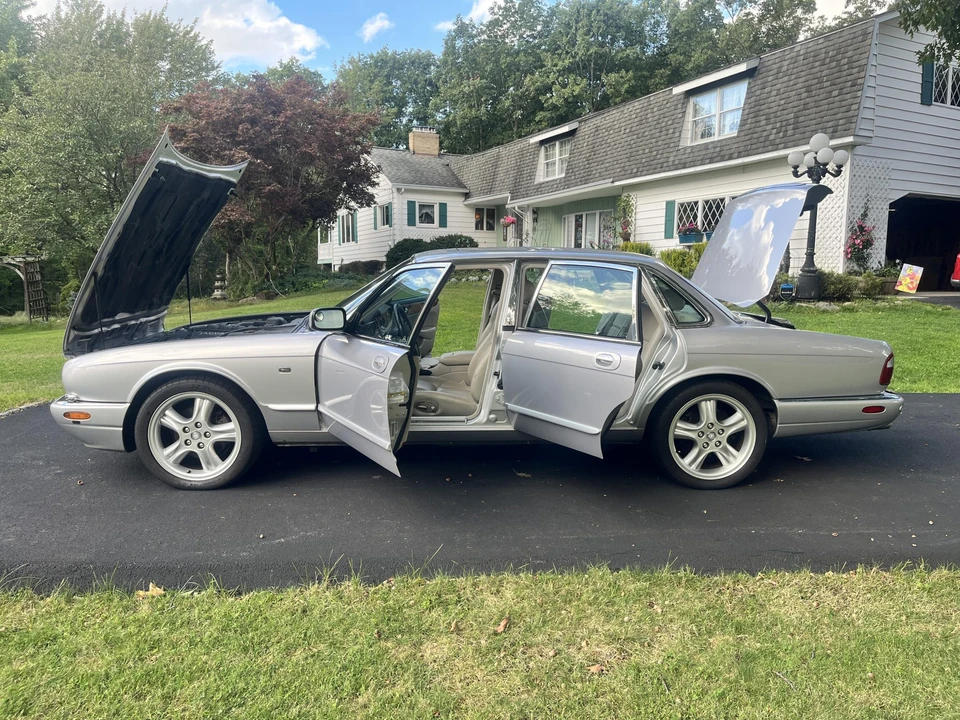 2002 Jaguar X308 XJ - Image 22 of 31