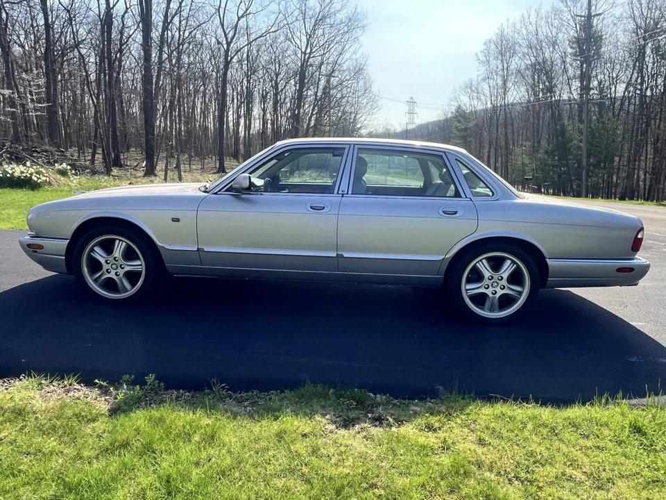 2002 Jaguar X308 XJ - Image 14 of 31