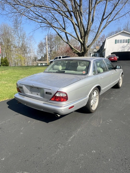 2002 Jaguar X308 XJ - Image 9 of 31