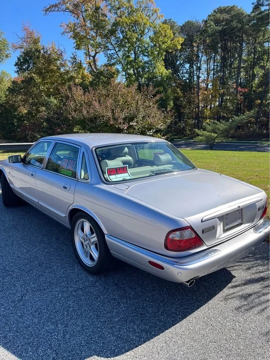 2002 Jaguar X308 XJ - Image 3 of 8