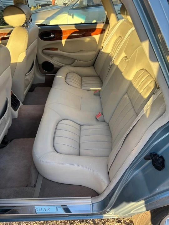 2002 Jaguar X308 XJ - Image 10 of 10