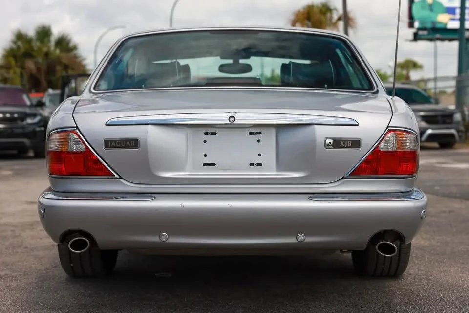 2002 Jaguar X308 XJ - Image 7 of 12