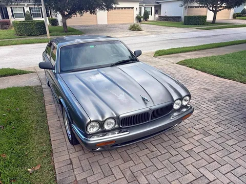 2002 Jaguar XJ XJ Sedan 4D