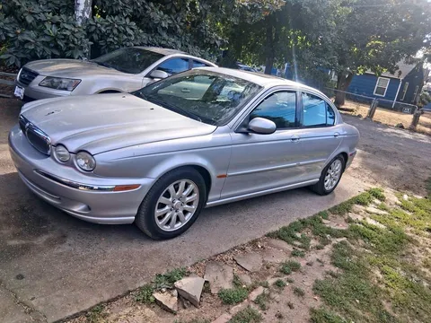 2002 Jaguar XJ XJ Sedan 4D