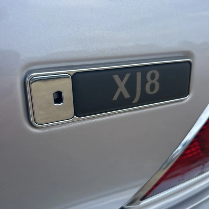 2002 Jaguar X308 XJ - Image 13 of 15
