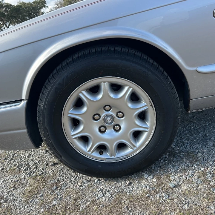 2002 Jaguar X308 XJ - Image 14 of 15
