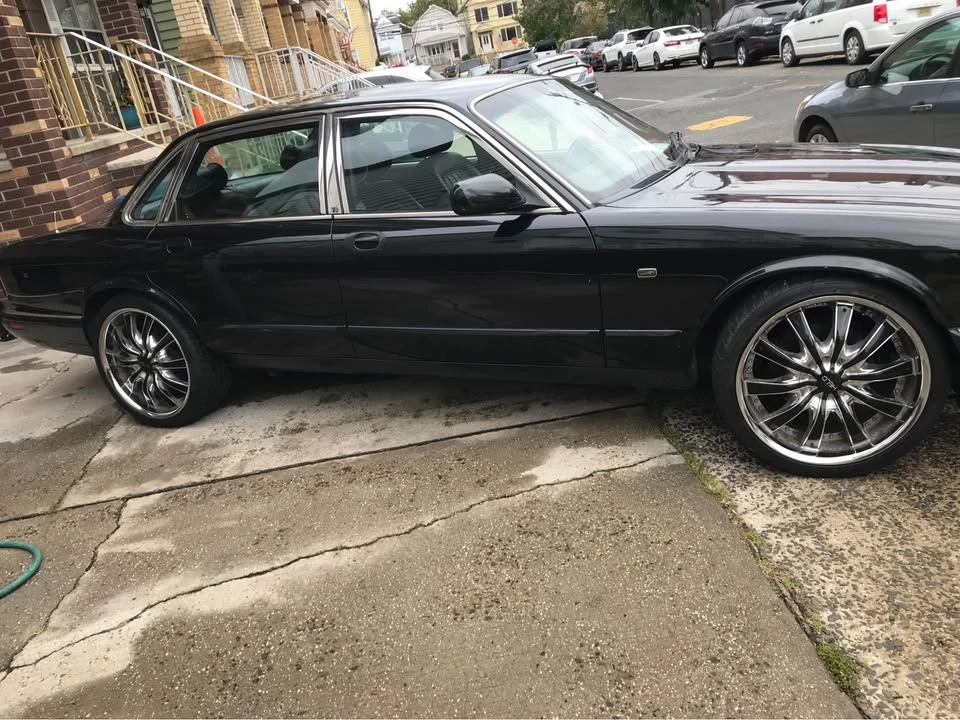 2002 Jaguar X308 XJ - Image 8 of 16
