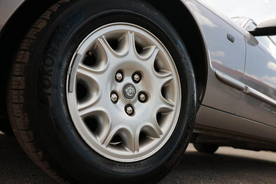 2002 Jaguar X308 XJ - Image 16 of 18