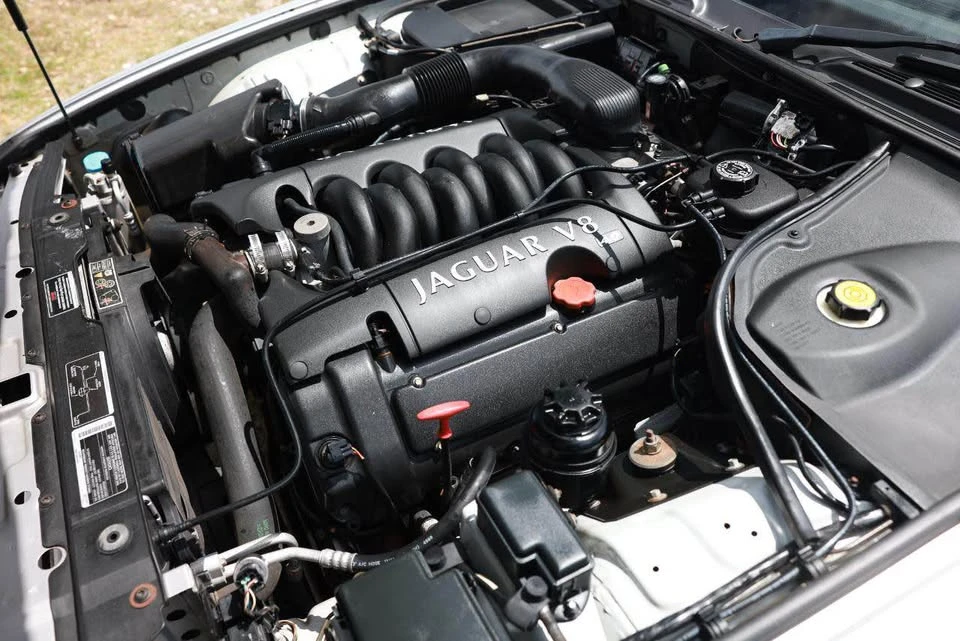 2002 Jaguar X308 XJ - Image 17 of 18