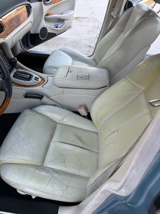 2002 Jaguar X308 XJ - Image 4 of 13