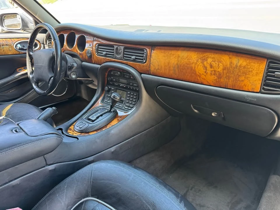 2002 Jaguar X308 XJ - Image 6 of 20