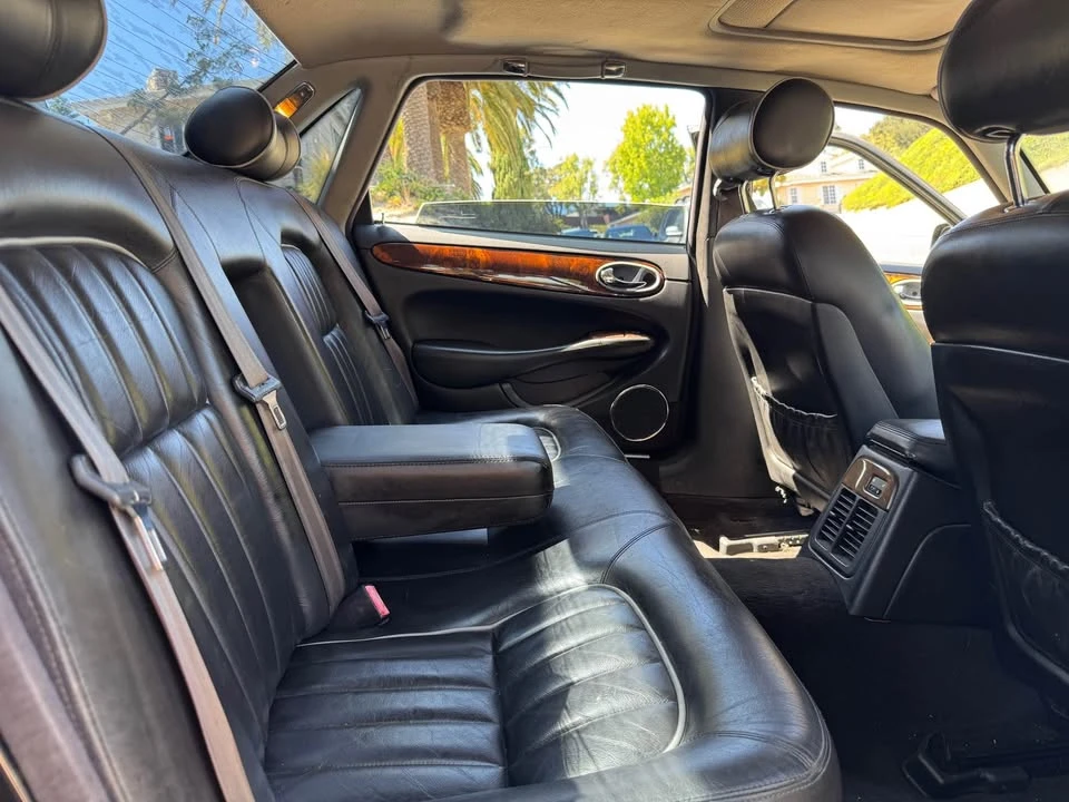2002 Jaguar X308 XJ - Image 12 of 20