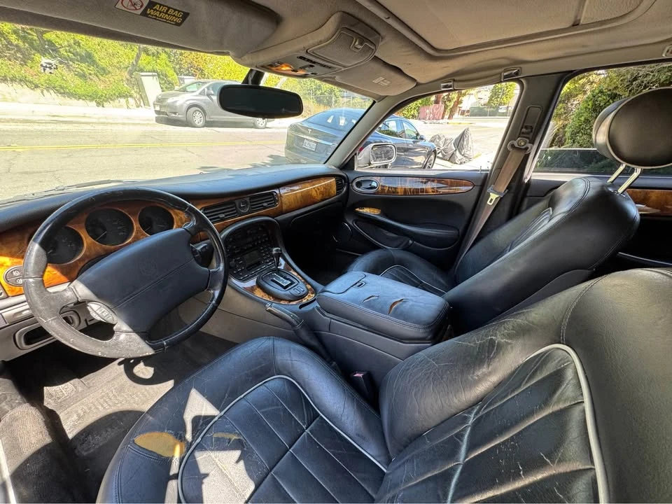 2002 Jaguar X308 XJ - Image 9 of 20