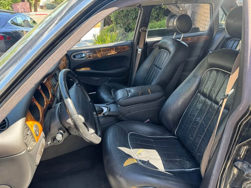2002 Jaguar X308 XJ - Image 10 of 20