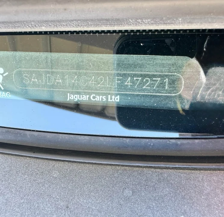 2002 Jaguar X308 XJ - Image 19 of 20