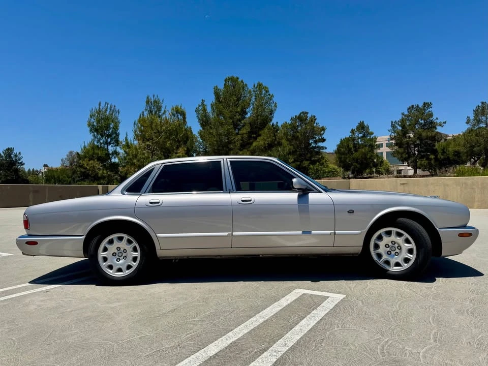 2002 Jaguar X308 XJ - Image 4 of 20