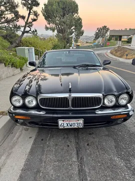 2002 Jaguar XJ XJ8 Sedan 4D