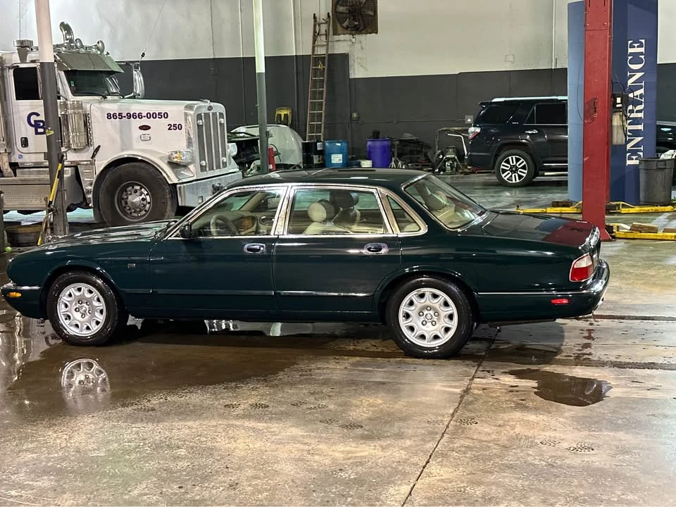2002 Jaguar X308 XJ - Image 8 of 8