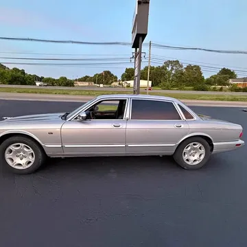 2002 Jaguar XJ XJ8