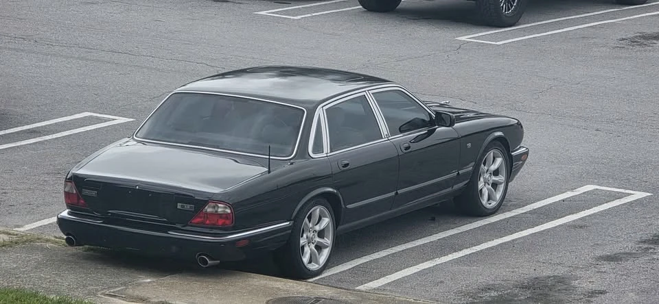 2002 Jaguar X308 XJR - Image 3 of 3