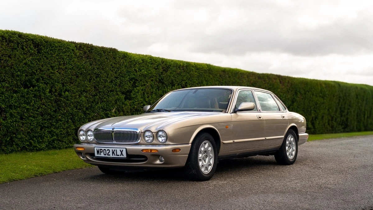 2002 Jaguar X308 XJ - Image 10 of 30