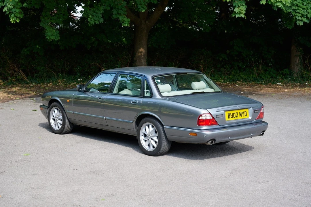 2002 Jaguar X308 XJ - Image 25 of 30