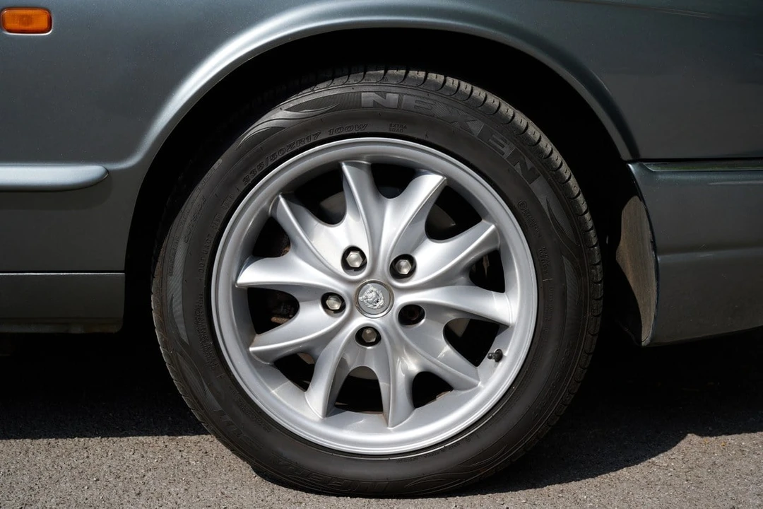 2002 Jaguar X308 XJ - Image 28 of 30