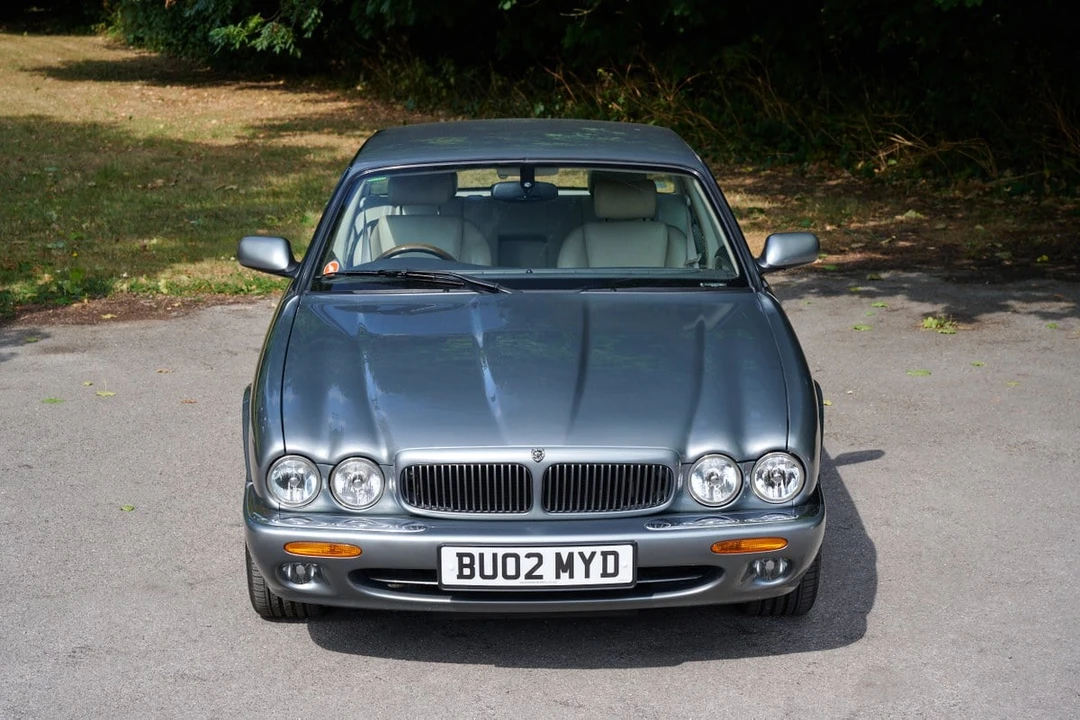 2002 Jaguar X308 XJ - Image 7 of 30