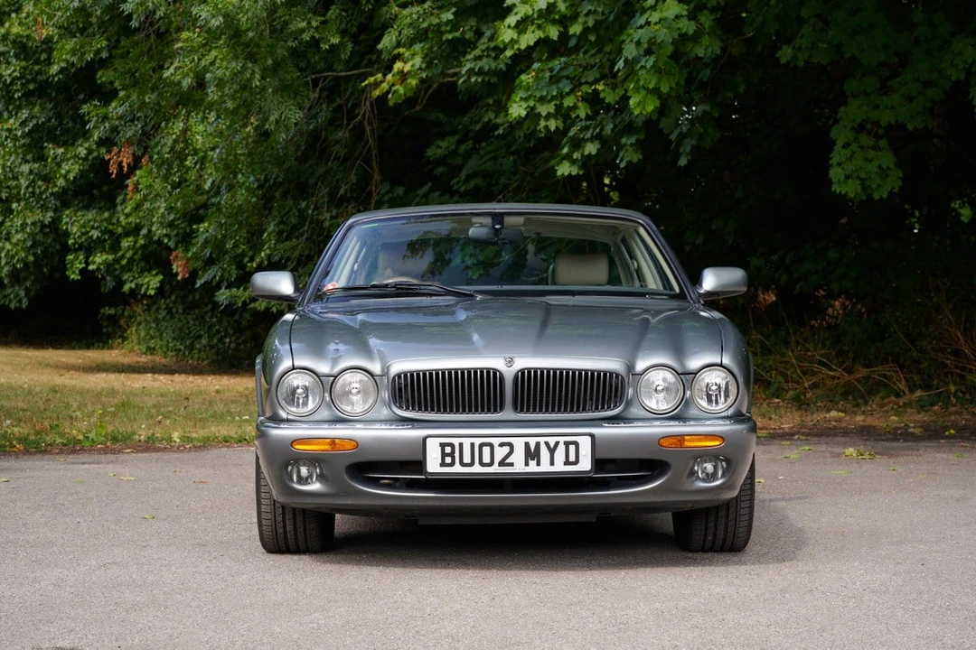 2002 Jaguar X308 XJ - Image 6 of 30