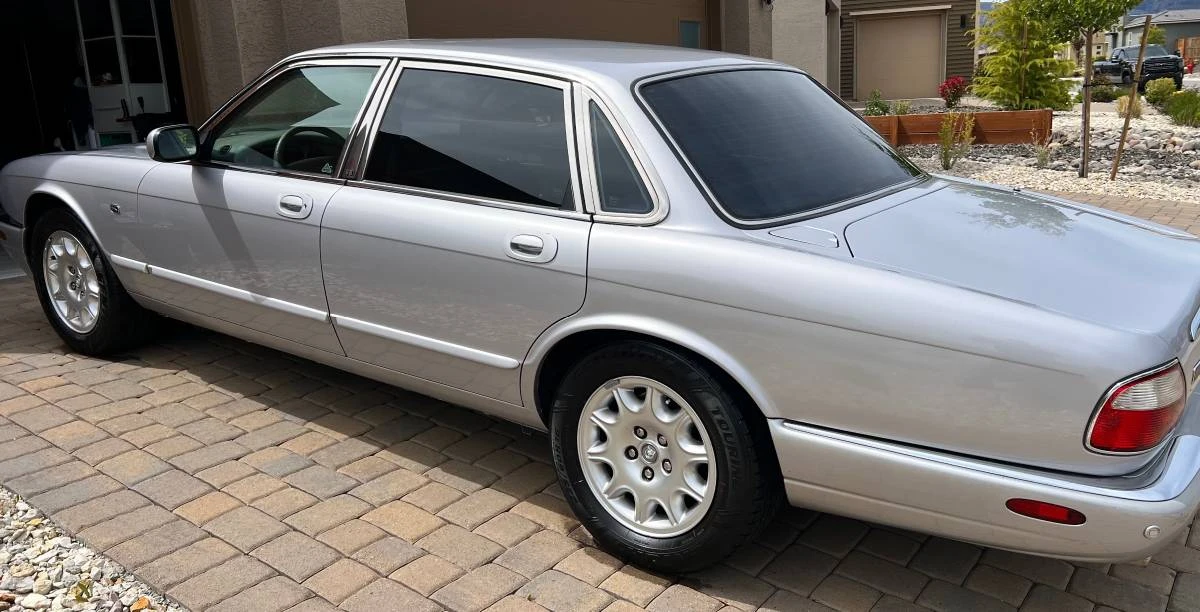 2002 Jaguar X308 XJ - Image 3 of 6