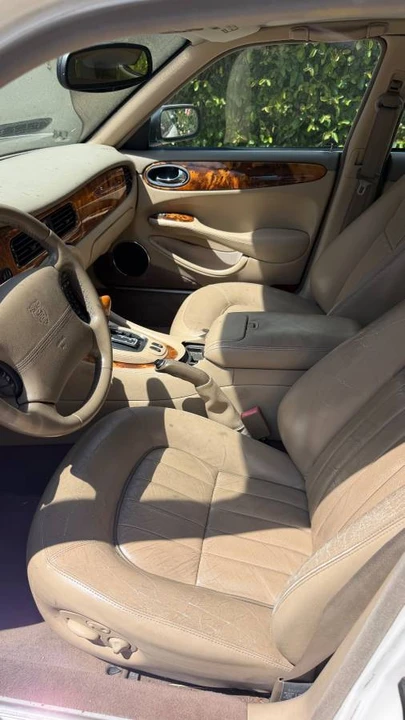 2002 Jaguar X308 XJ - Image 9 of 13