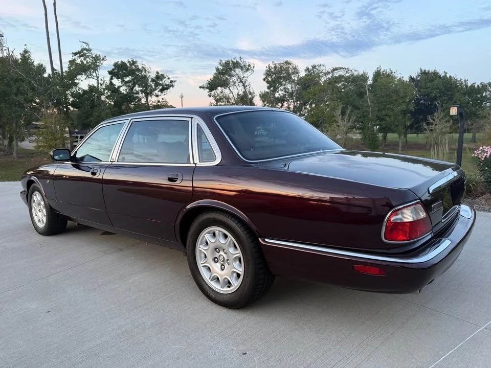 2002 Jaguar X308 XJ - Image 7 of 18