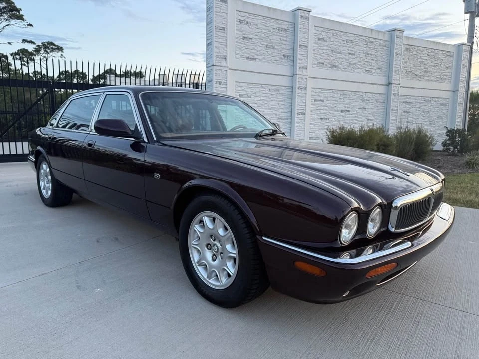 2002 Jaguar X308 XJ - Image 3 of 18