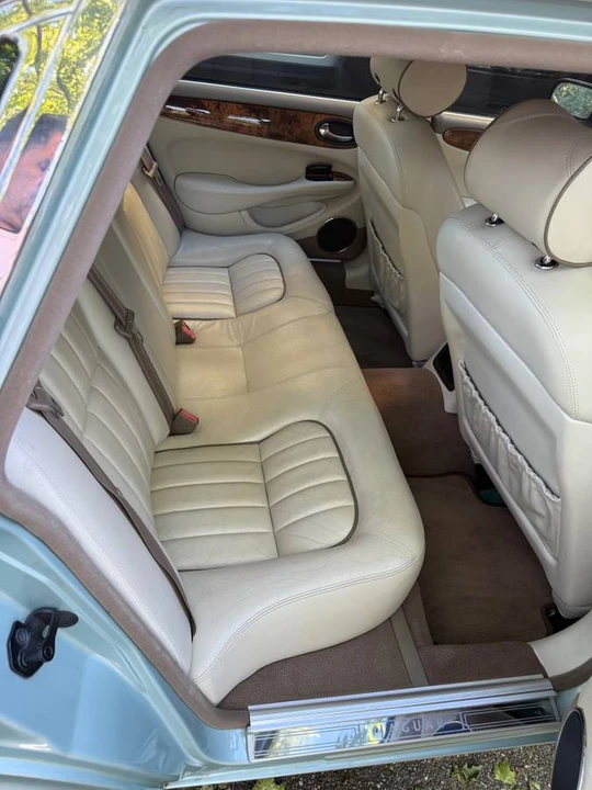 2002 Jaguar X308 XJ - Image 4 of 9