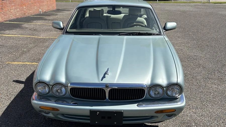 2002 Jaguar X308 XJ - Image 2 of 3