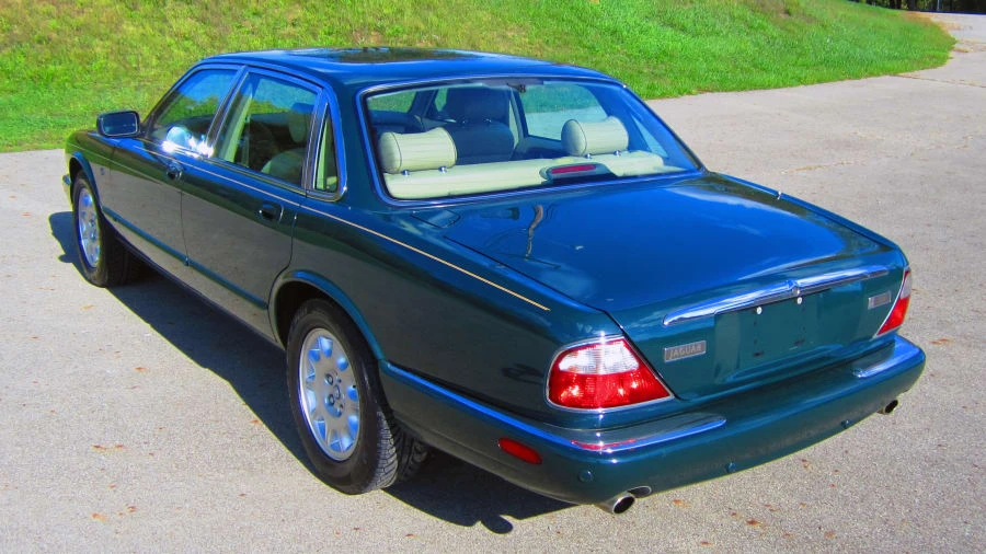 2002 Jaguar X308 XJ - Image 6 of 6