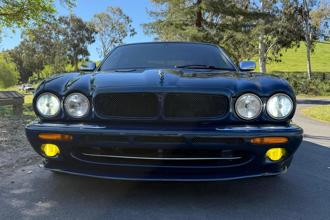 2002 Jaguar X308 XJ - Image 2 of 31