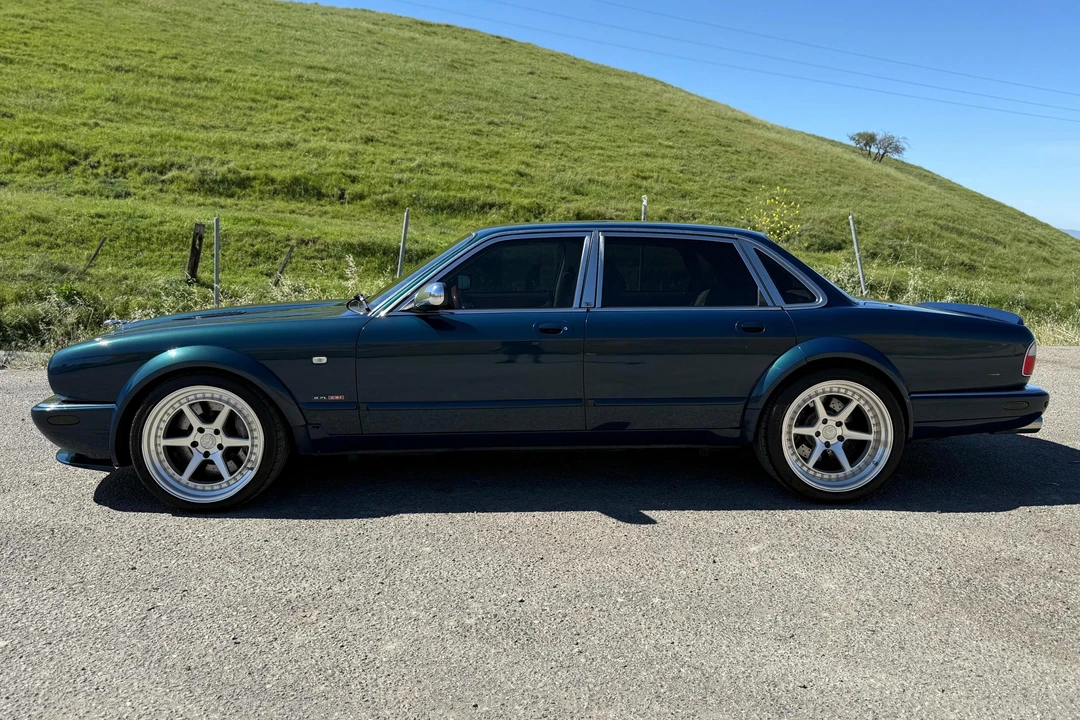 2002 Jaguar X308 XJ - Image 3 of 31