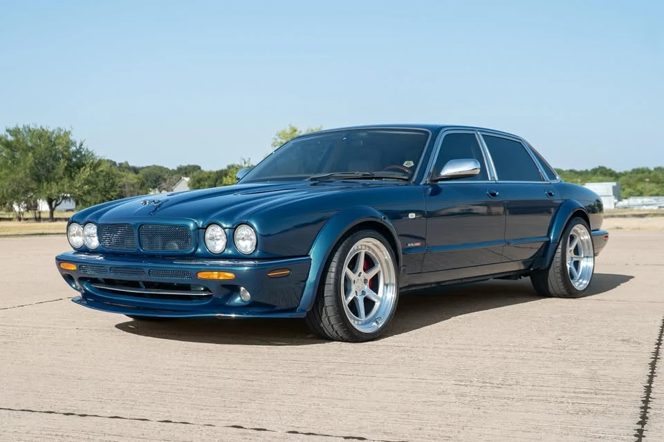 2002 Jaguar X308 XJ - Image 2 of 19
