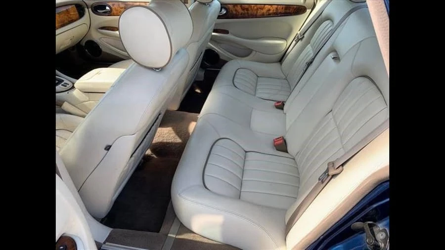 2002 Jaguar X308 XJ - Image 4 of 20